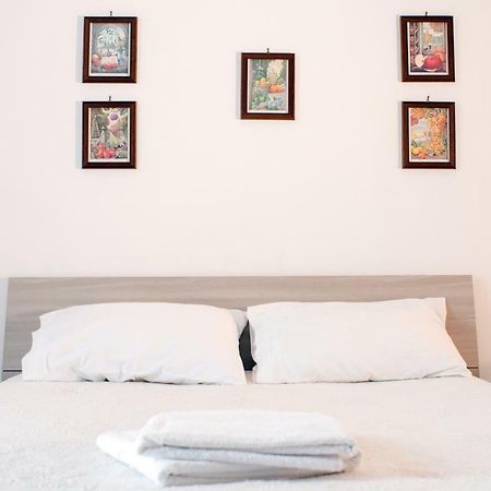 Casa Vacanze Umberto I Appartement Napels Buitenkant foto