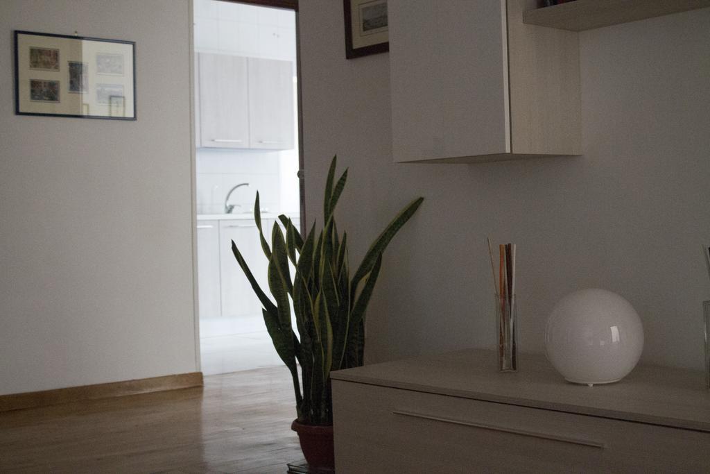 Casa Vacanze Umberto I Appartement Napels Kamer foto