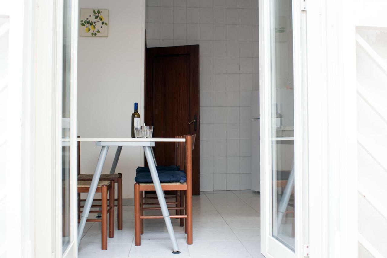 Casa Vacanze Umberto I Appartement Napels Buitenkant foto